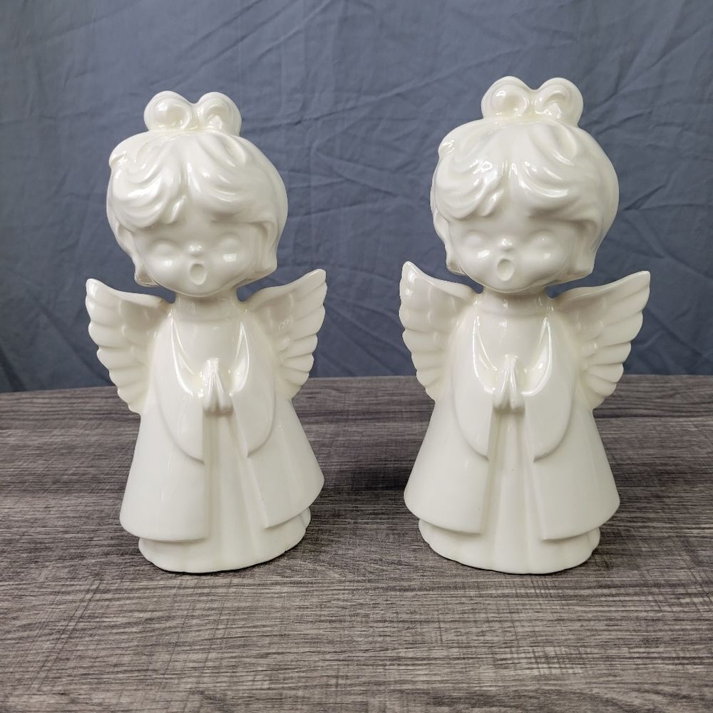 Ceramic Ivory Worship Angel Set